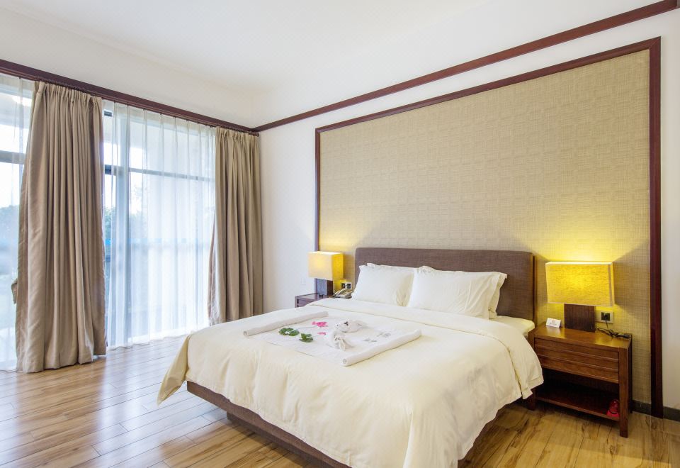 Baodun Lake Hushan Hot Spring ResortVenice Villa - 2-Room, Lake-View (1 living room)