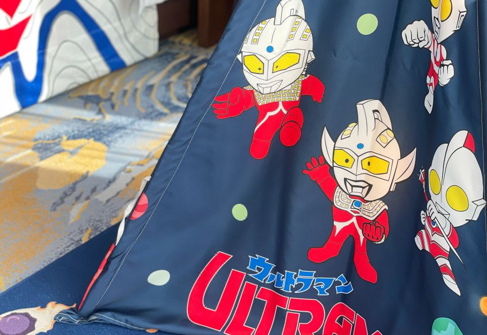 经典奥特曼亲子房