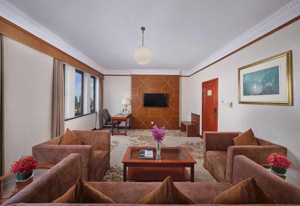 Jin Jiang Park Hotel ShanghaiDeluxe Double Suite