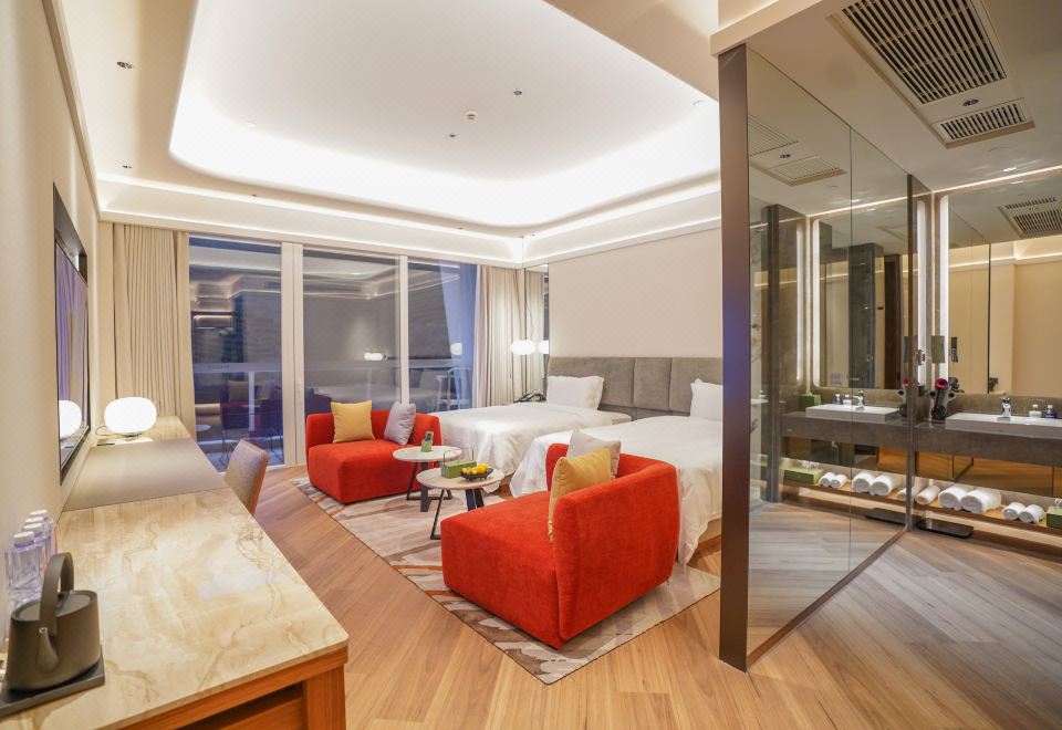 Elegant Superior Room (2 Beds)