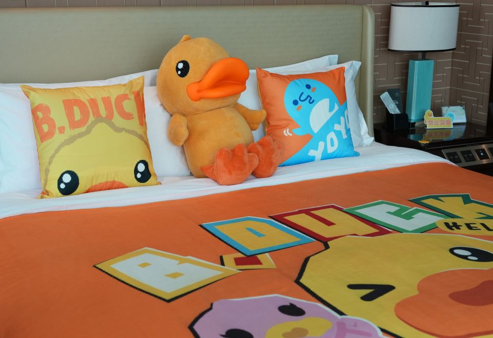 小黄鸭亲子主题房