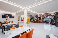 Yanli Boutique Homestay · Huiyuan Mountain Resort (Xidi Yixian East Railway Station Branch