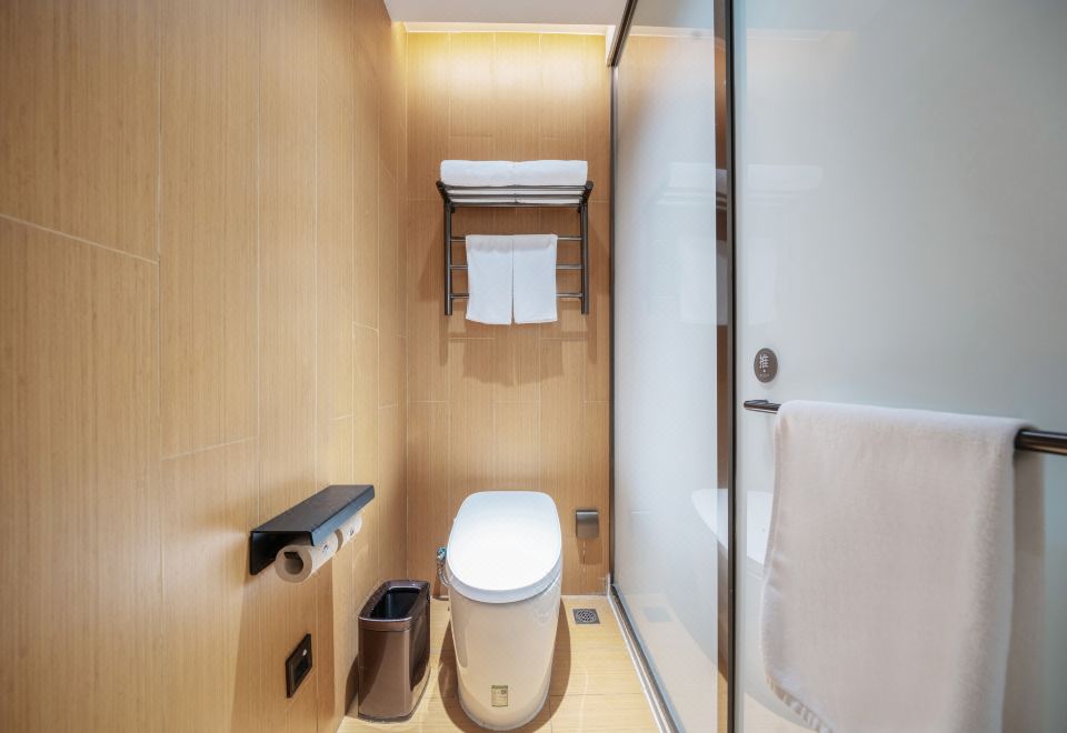 高級大床房（65寸投屏電視+金可兒床墊）