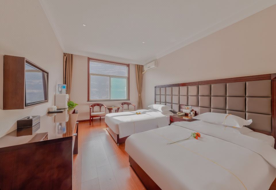 豪华河景双床房（地暖供应）