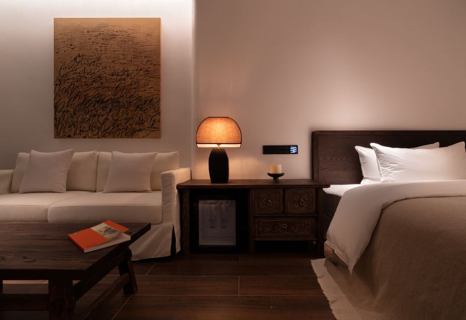 林野.观景浴缸双床房-零压床垫︱智能客控︱极米投屏