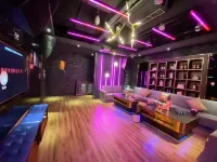 Vienna International Hotel (Fu'an Building Store, Danzhou)
