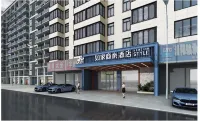 Home Inn Selected (Luoyang Yingtianmen South Square& Luoyi Ancient City) のホテル