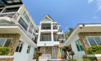 Marius B&B & Hostel - Housity