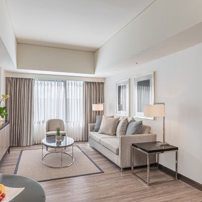 One Bedroom Premier Suite With 1 King Bed