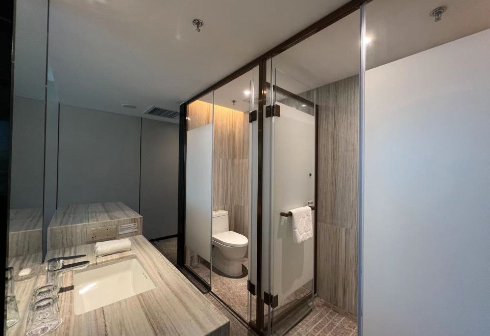 Howard Johnson Paragon Hotel BeijingHaosheng Family Suite