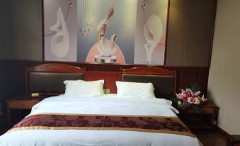 Jifeng Resort Hotel (Xinglong Road)