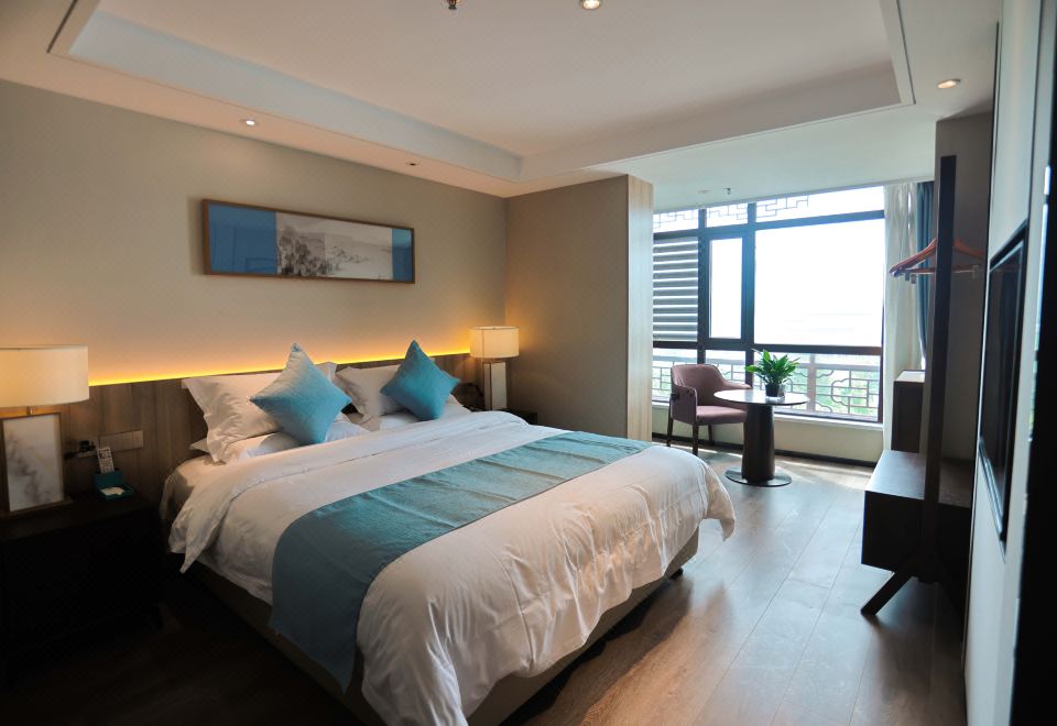 Superior Room (Double Bed)