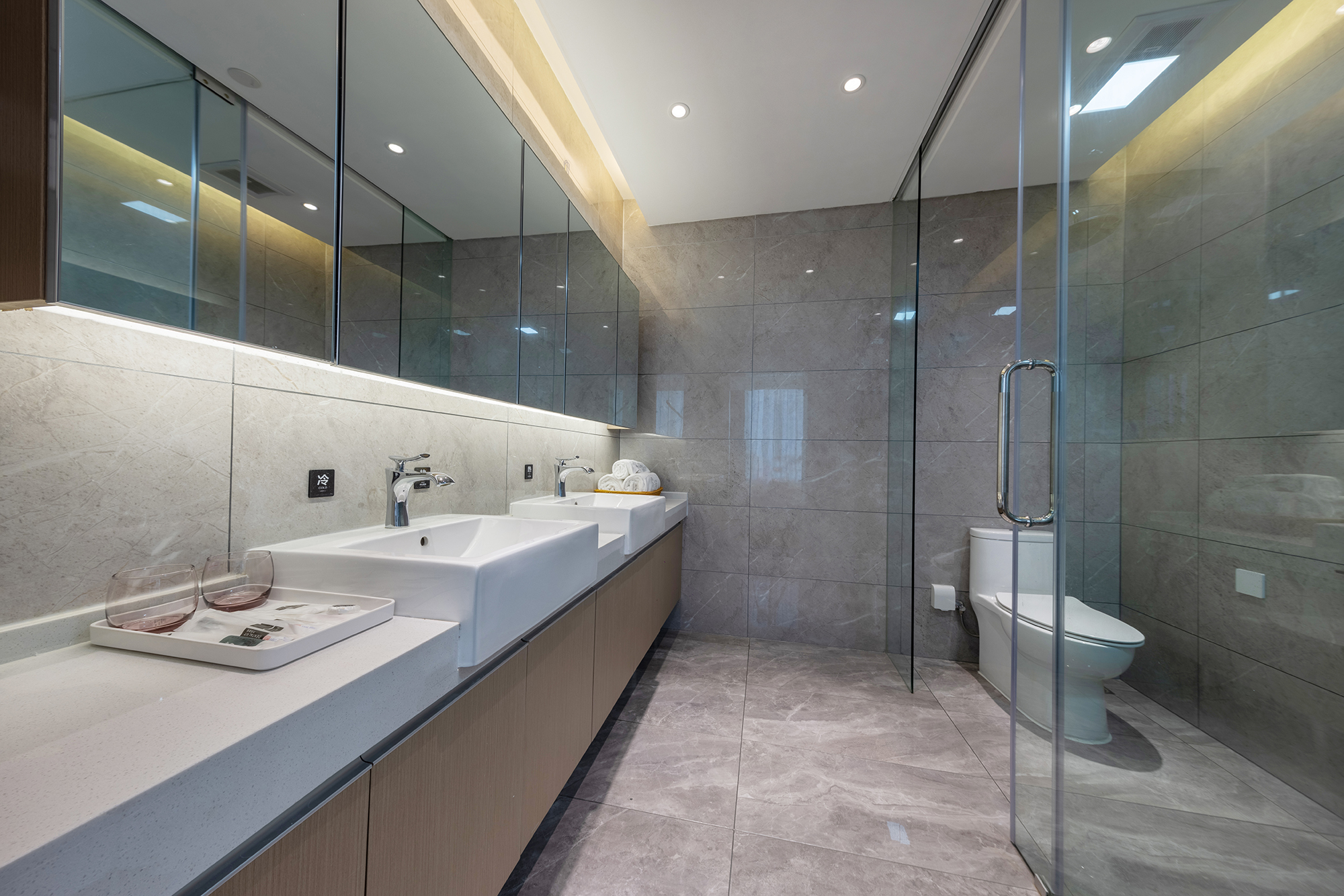 凌云·童趣双卧双衞亲子套房[一级抗菌防蟎亲肤布草]