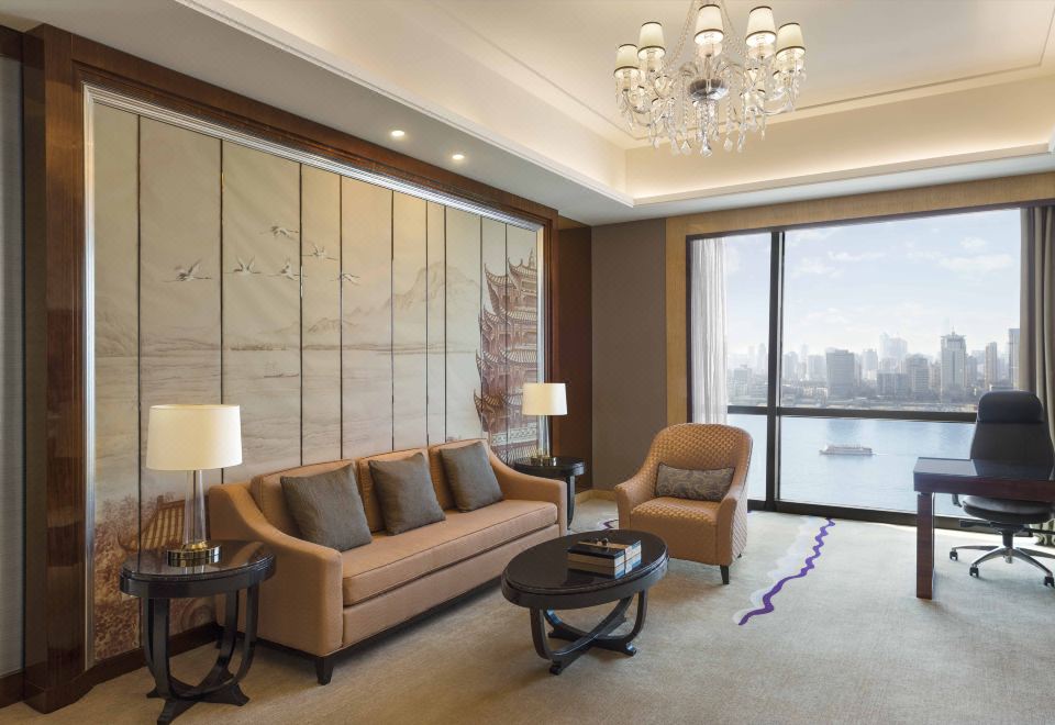 江畔謐境·兩居行政家庭套房