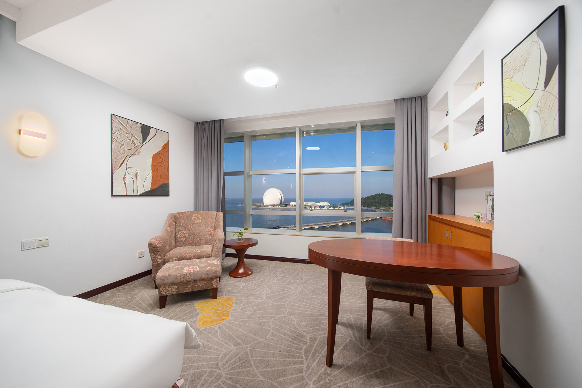 日月贝无敌海景双床房