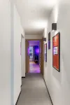 Retroverse Eccentric Stay