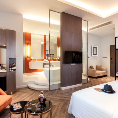 Grand Deluxe Room La Seine Hotel Promo Code