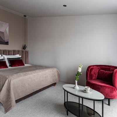 Deluxe Room Miris Promo Code