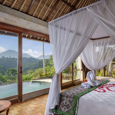 Deluxe Pool Villa The Royal Pita Maha Promo Code