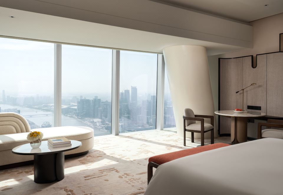 Four Seasons Hotel GuangzhouPearl River View Room With One King Bed