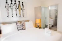Accra Luxury Apartments at Loxwood Hotéis em 