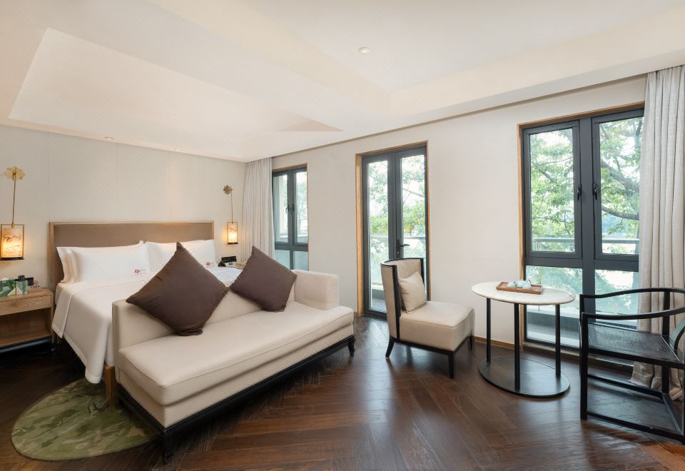 水舞·江景阳台大床房（180°江景阳台+高奢洗护品）