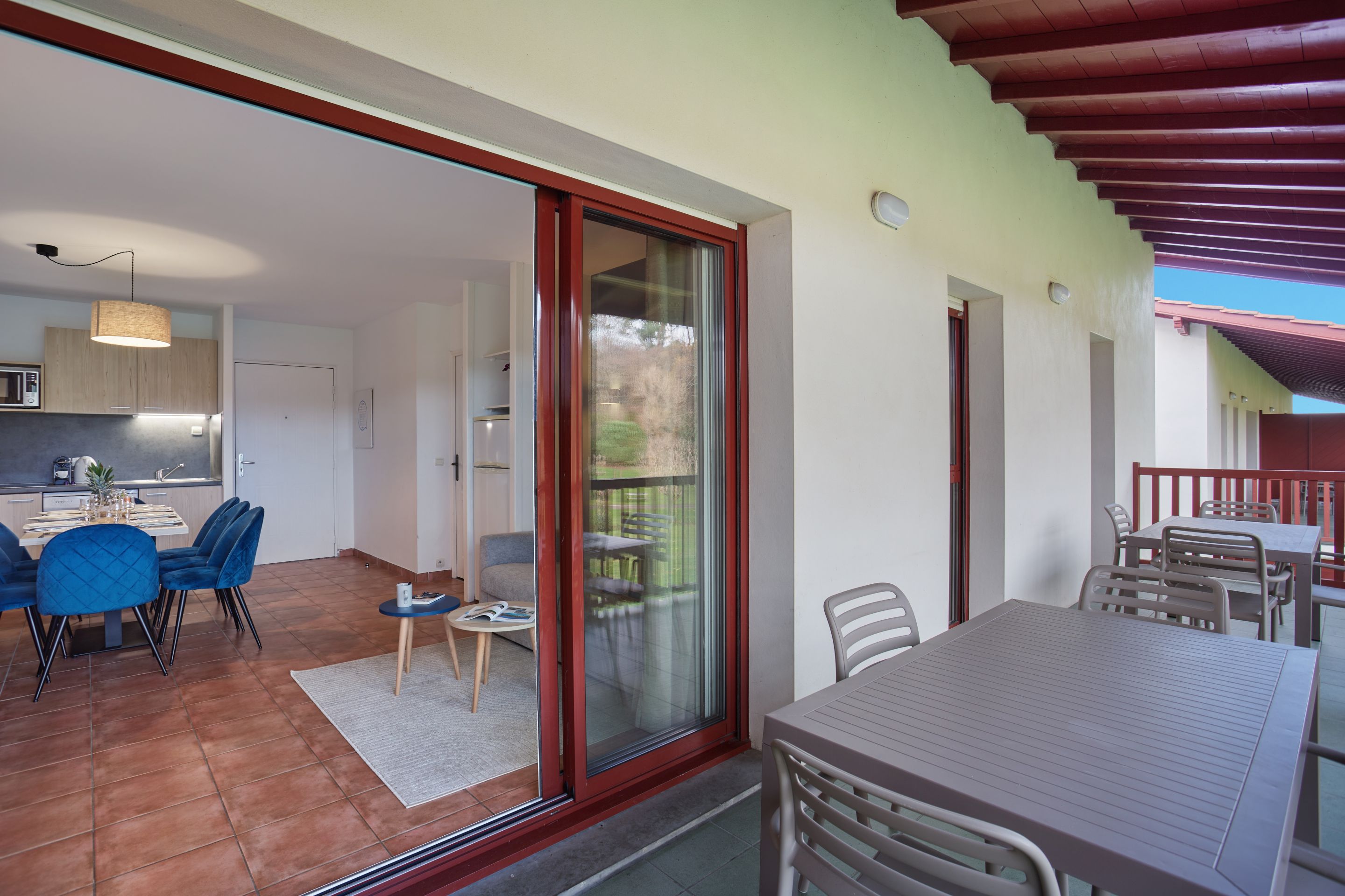 4房（8位客人）