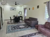 Siantan Accommodation - Bukit Village Hôtels à : Perlis