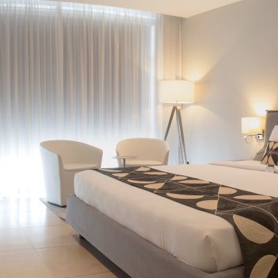 Deluxe Room Hotel EnglishPoint & Spa Promo Code