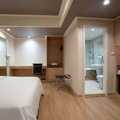 舒適四人房 雲端商務旅館 新竹館優惠