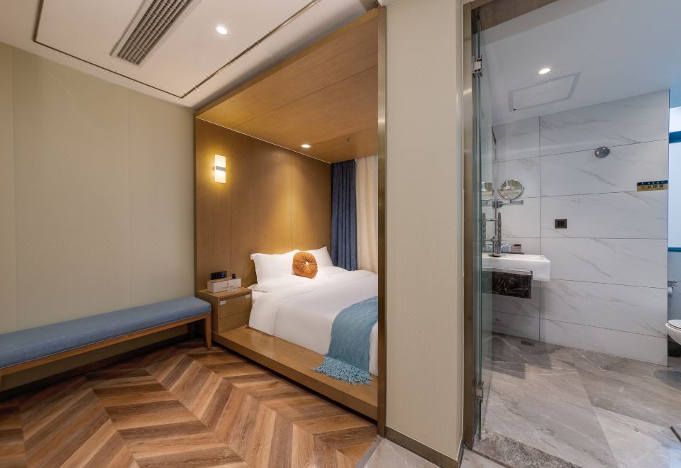 Guestroom (Double Bed)