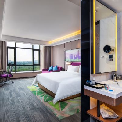 豪華大床房 東莞麻湧希爾頓歡朋飯店優惠