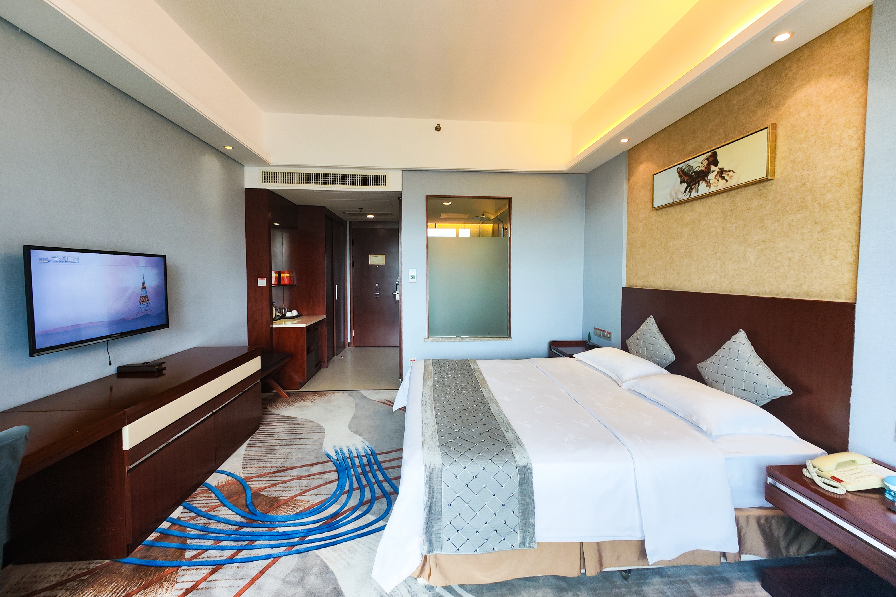 商务大床房（城市景观+城中漫居+慕斯床品）