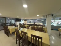 Regent Ngamwongwan Hotel