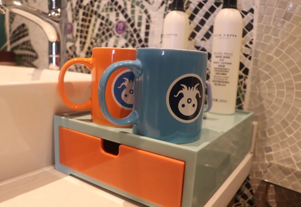 海底小纵队亲子复式套房+小童专属洗漱用品+小童桌椅