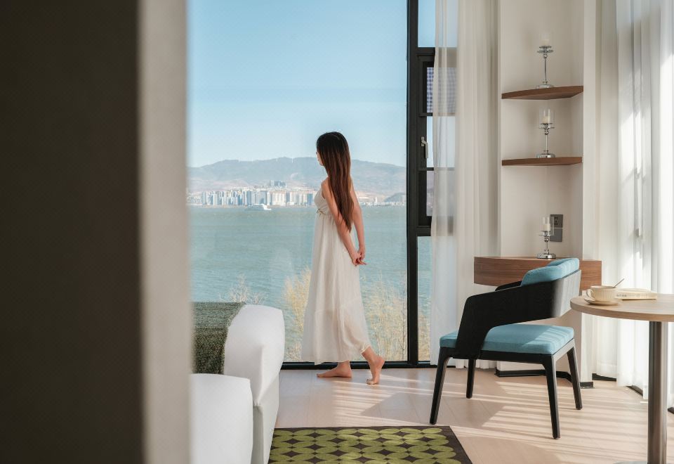 畔星漫语280°海景双床房（全屋智能+一线海景+巨幕）