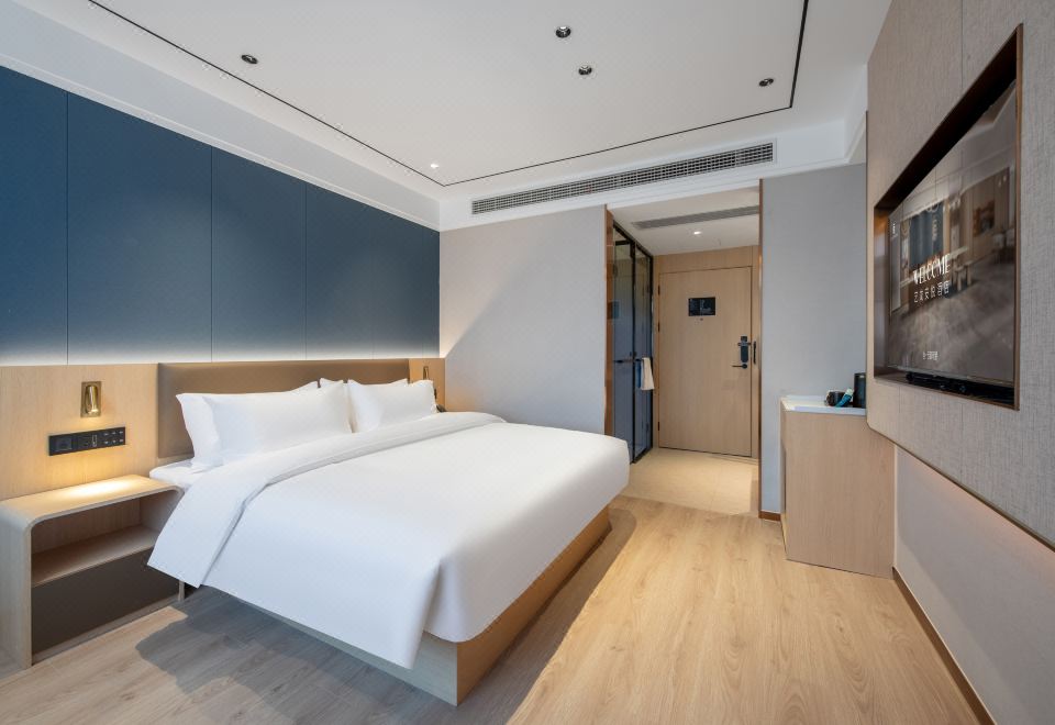 悦景大床房【全景大窗+智能客控＋小冰箱+零压床垫】