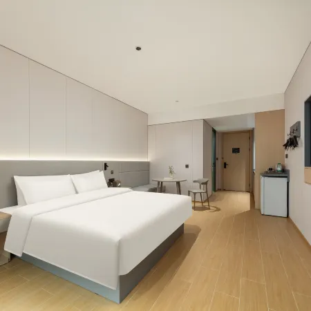Yifeng Hotel Отели в г. Дэцин