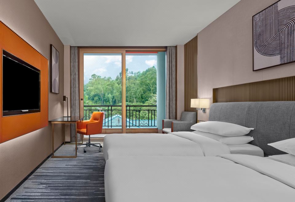 Dongguan Marriott HotelDeluxe Twin Beds Room,Mountain View