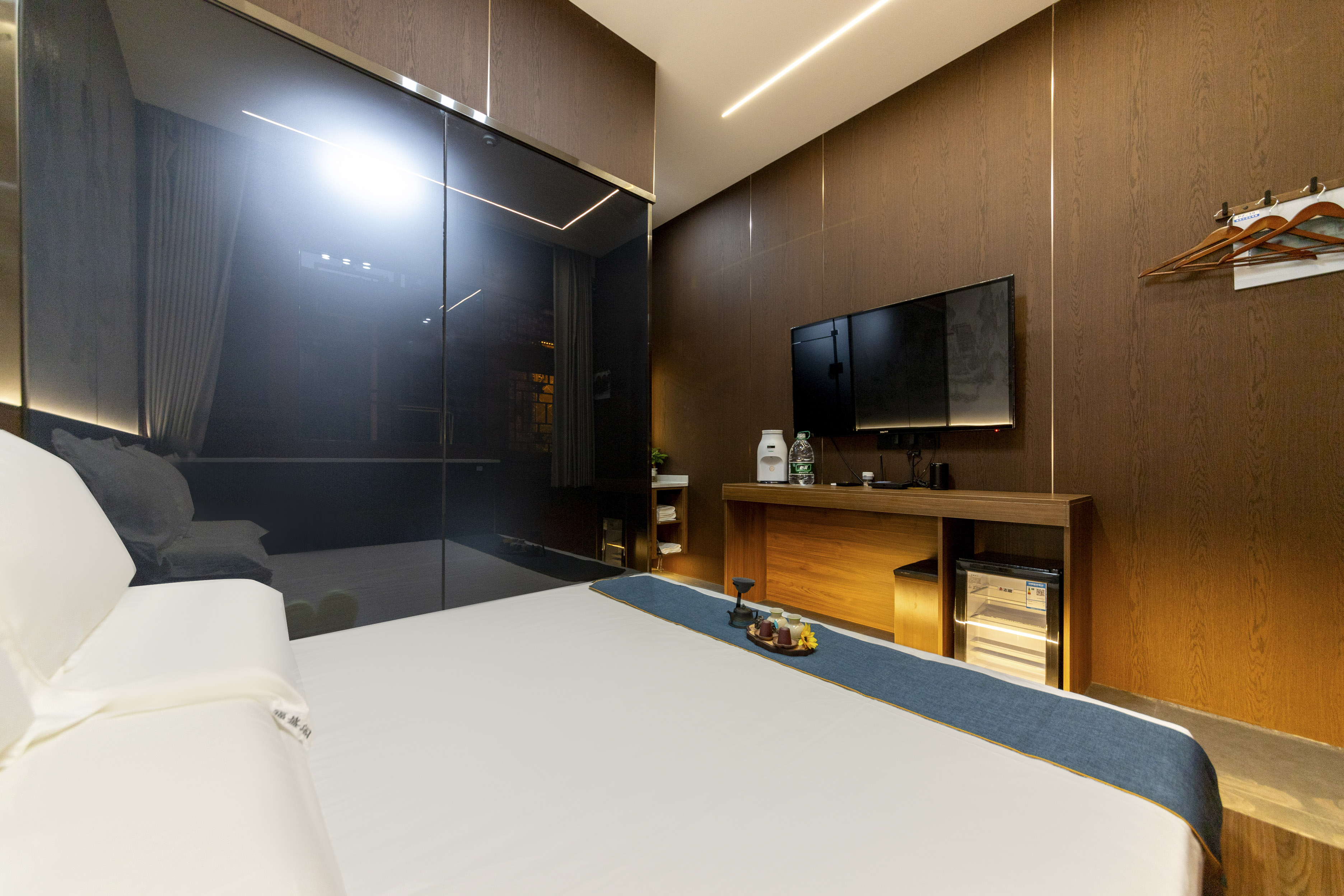 無憂·舒適大床房（智能客控+舒睡床墊+零壓枕頭）