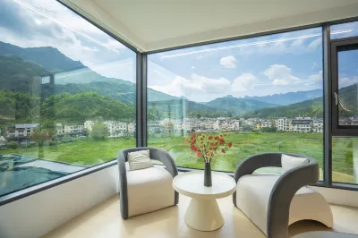 Wangxiangu Zhonglou Homestay(Wangxiangu Scenic Area) Hotels in 