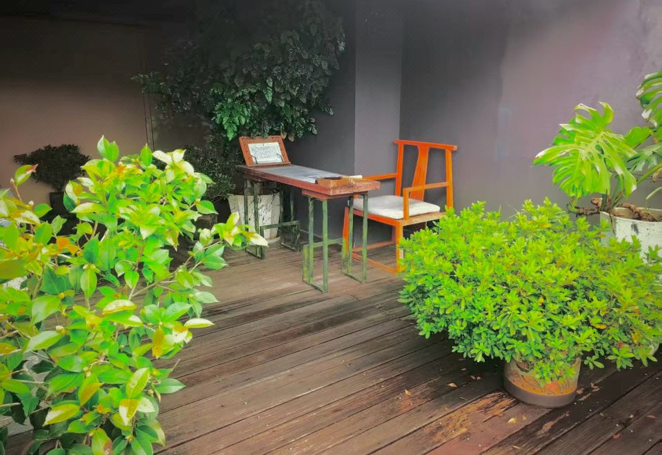 Hangzhou Shusheng Longjing HotelTea Garden Scenic Starry Sky Suite