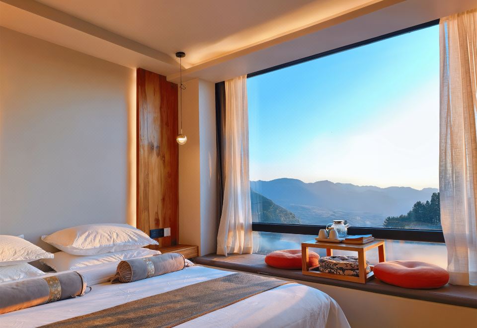 云烟景观大床房