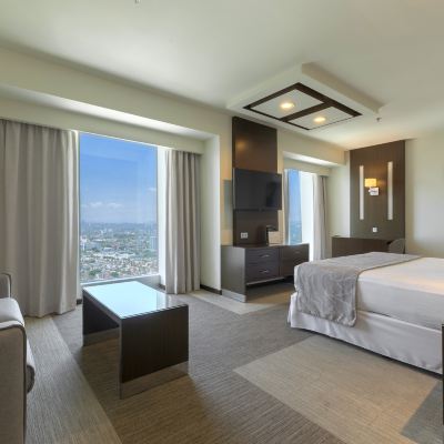 Family Room, 1 King Bed, Executive Level (Mx) Hotel Riu Plaza Guadalajara Promo Code