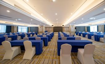 National Exhibition and Convention Center Atour Hotel