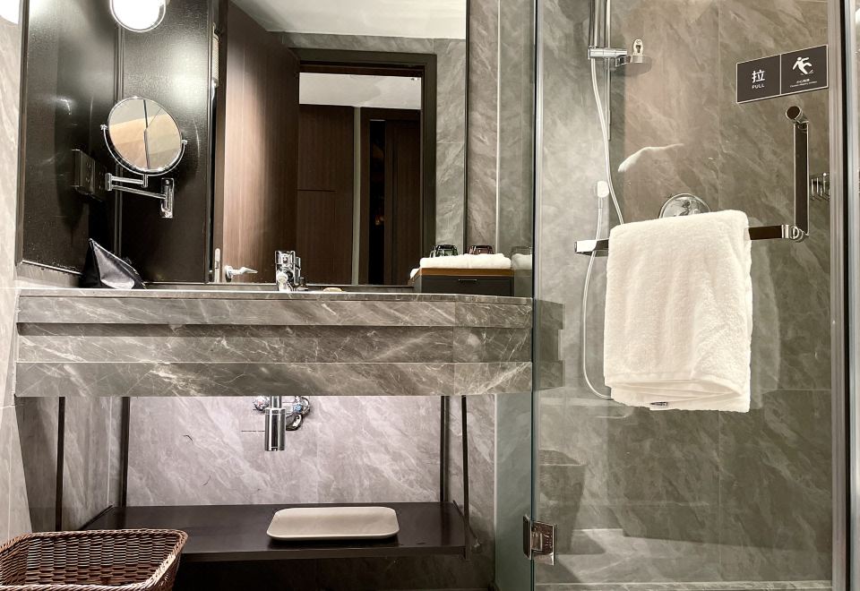 Century Huatian HotelBoutique Single Room