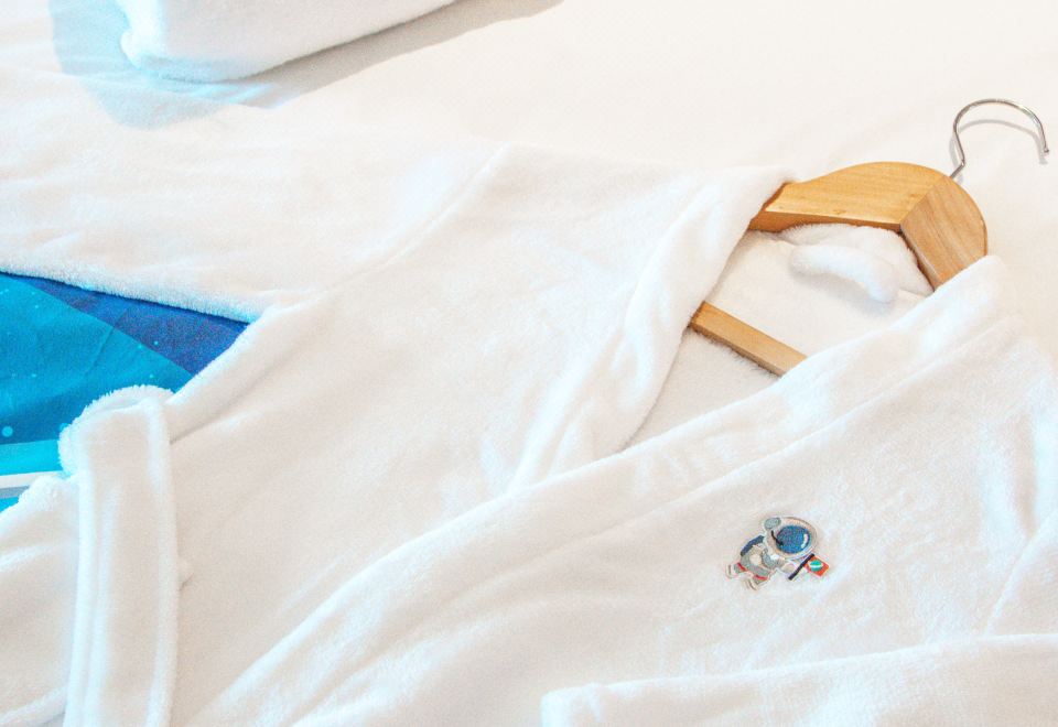 航天飞船亲子家庭主题房