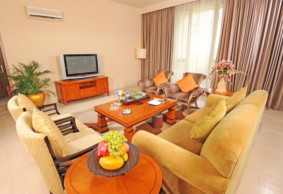 地中海溫泉別墅三房（含私家湯池）