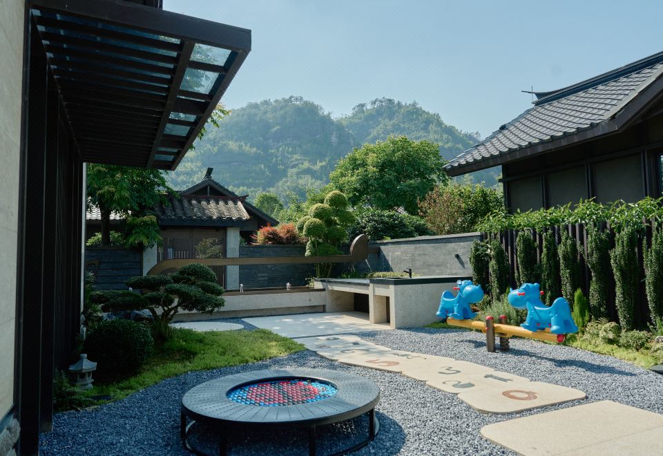 HALOYON VILLA WUYIPalatial Family Friendly Villa