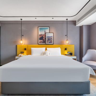 棋牌套房+智能客控+夢百合床墊 麗怡飯店（昆明長水國際機場店）優惠